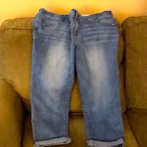 Democracy Capris Size 18 W